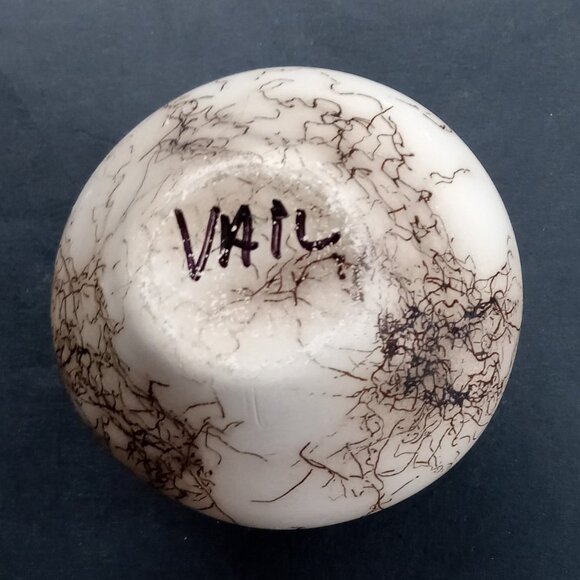 Native American Navajo Horse Hair Pottery Vase signed VAIL Mint Condition - Picture 9 of 16